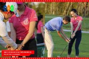 Cách cầm gậy golf