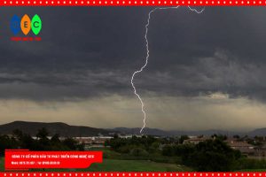 Tránh sét đánh trên sân golf