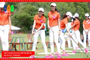 Tư thế đánh golf